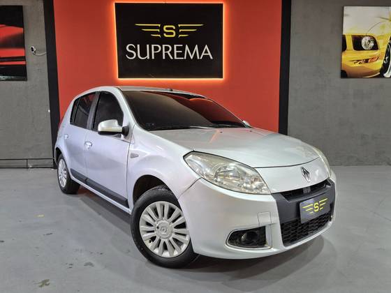 RENAULT SANDERO 1.6 PRIVILÈGE 8V FLEX 4P MANUAL RENAULT SANDERO 1.6 PRIVILÈGE 8V FLEX 4P MANUAL
